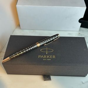 Parker sonnet premium ballpoint brown rubber